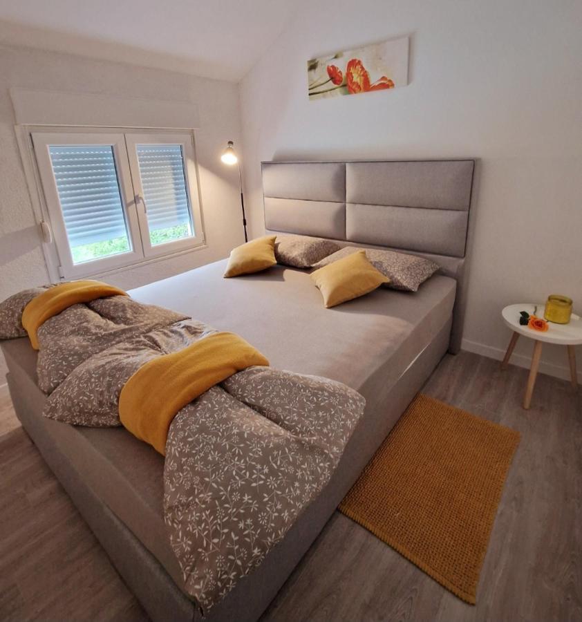 Ferienwohnung App & Beauty Loza Zambratija  Exterior foto